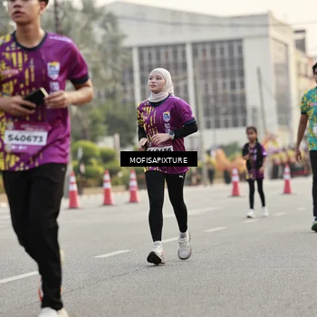 Runner Photo 5902460