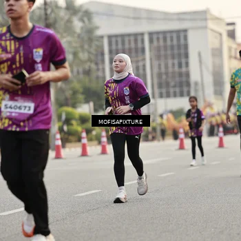 Runner Photo 5902470