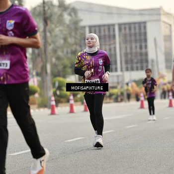 Runner Photo 5902472