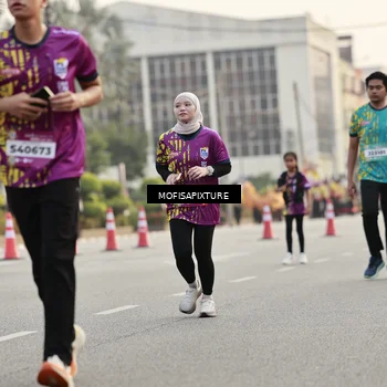 Runner Photo 5902477