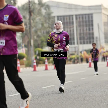 Runner Photo 5902502