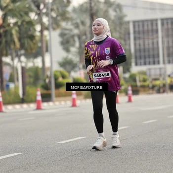 Runner Photo 5902516