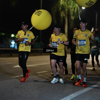 Runner Photo 5902522