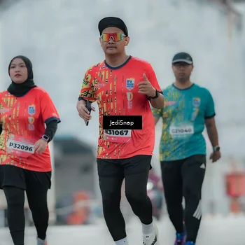 Runner Photo 5902542