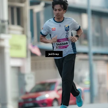 Runner Photo 5902558