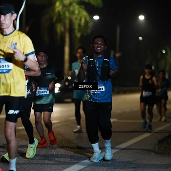 Runner Photo 5902568