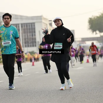 Runner Photo 5902596