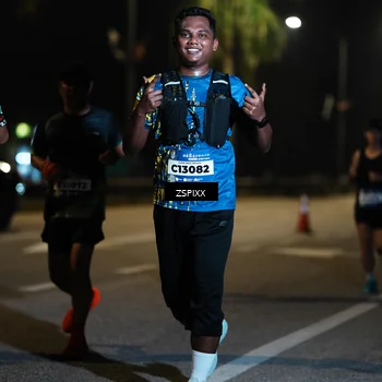 Runner Photo 5902624