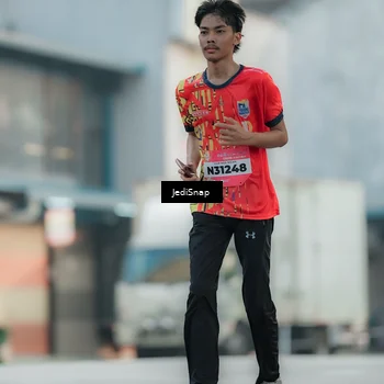 Runner Photo 5902641