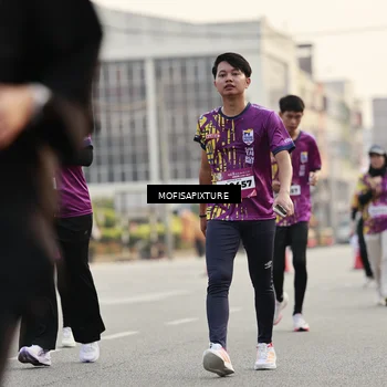 Runner Photo 5902657