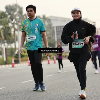 Runner Photo 5902664