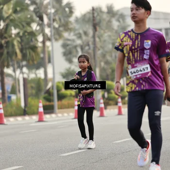 Runner Photo 5902693