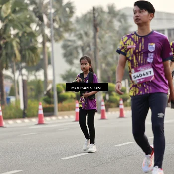 Runner Photo 5902700