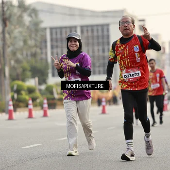 Runner Photo 5902746