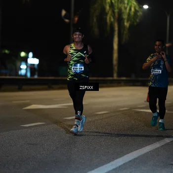 Runner Photo 5902765