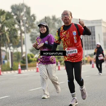 Runner Photo 5902768