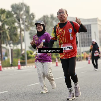 Runner Photo 5902772