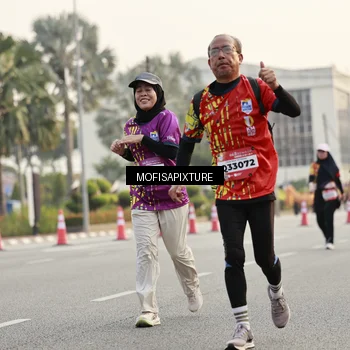 Runner Photo 5902785