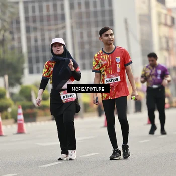 Runner Photo 5902798