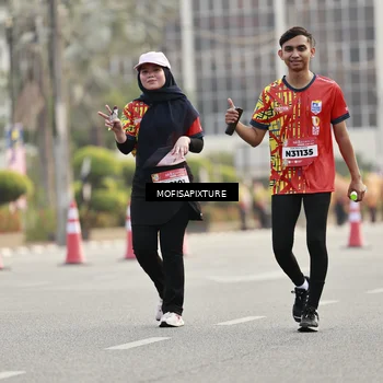 Runner Photo 5902802