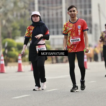 Runner Photo 5902812