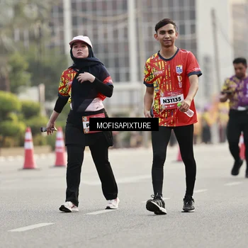Runner Photo 5902817