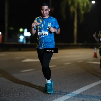 Runner Photo 5902840