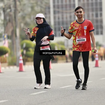 Runner Photo 5902843