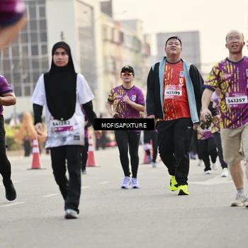 Runner Photo 5902875