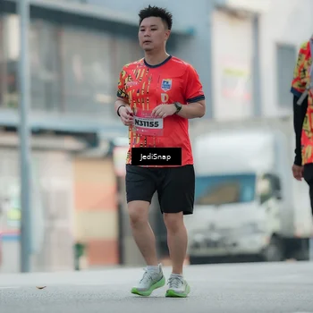 Runner Photo 5902903