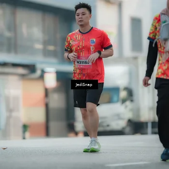 Runner Photo 5902909