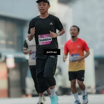 Runner Photo 5902979