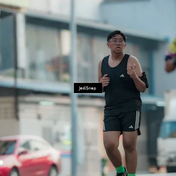 Runner Photo 5903031