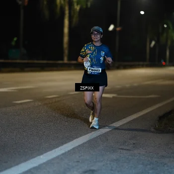 Runner Photo 5903047