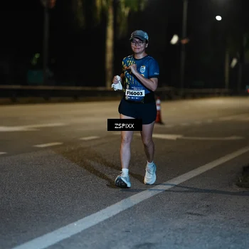 Runner Photo 5903057