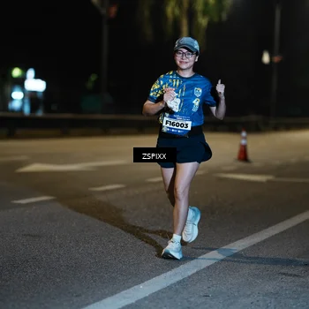 Runner Photo 5903072