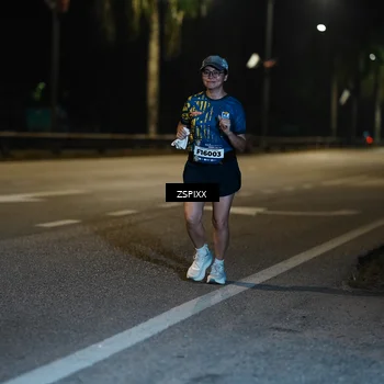 Runner Photo 5903080