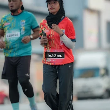 Runner Photo 5903090