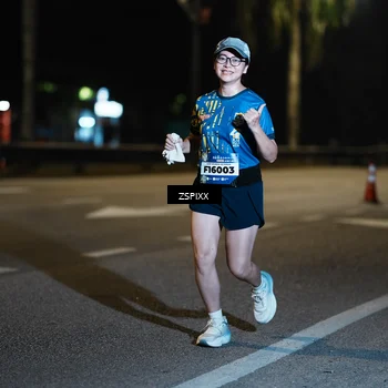 Runner Photo 5903103