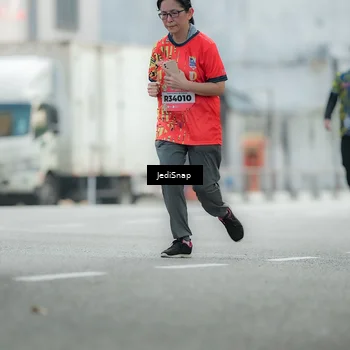 Runner Photo 5903122