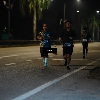 Runner Photo 5903125