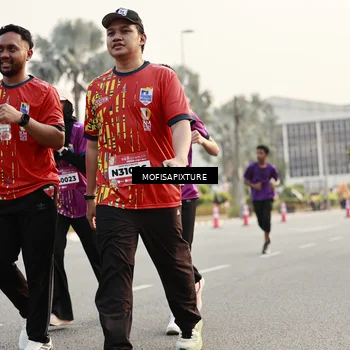 Runner Photo 5903136
