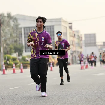 Runner Photo 5903137