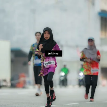 Runner Photo 5903145