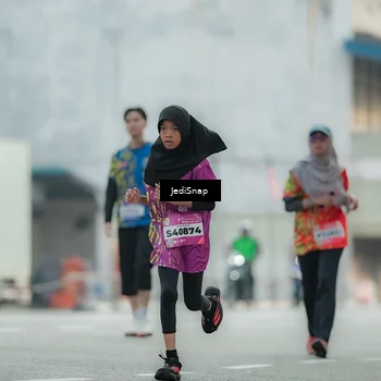 Runner Photo 5903147