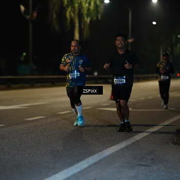 Runner Photo 5903153