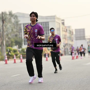 Runner Photo 5903160