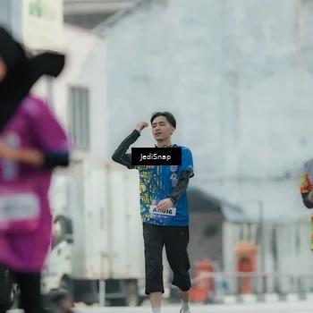 Runner Photo 5903180
