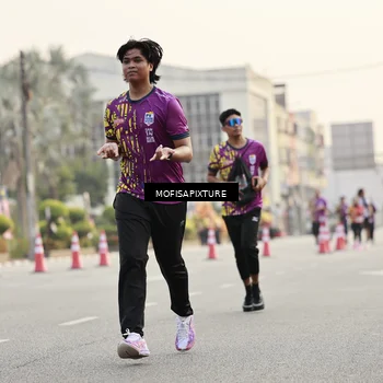 Runner Photo 5903181
