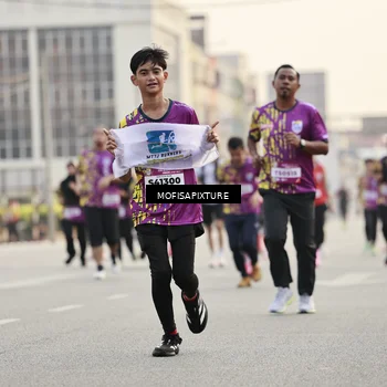 Runner Photo 5903190